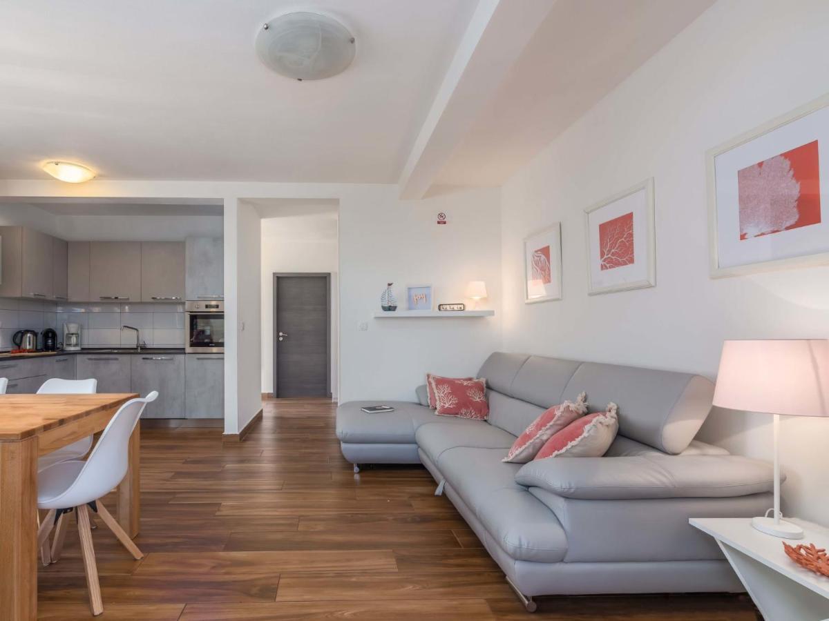 Holiday Home Villa Joy By Interhome Novigrad Istria Εξωτερικό φωτογραφία