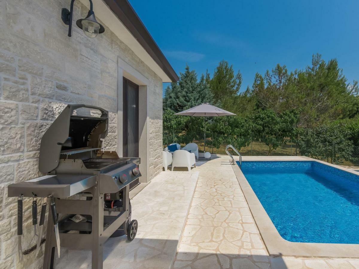 Holiday Home Villa Joy By Interhome Novigrad Istria Εξωτερικό φωτογραφία